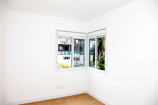 Quarto 2 de apartamento para alugar com 2 quartos, 63m² em Auxiliadora, Porto Alegre