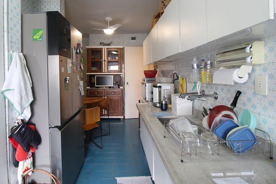 Cozinha de apartamento à venda com 3 quartos, 112m² em Itaim Bibi, São Paulo