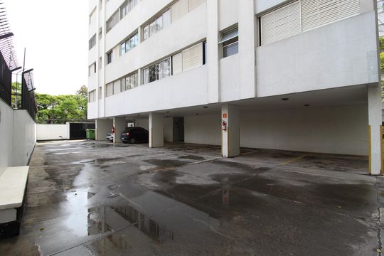Garagem de apartamento à venda com 3 quartos, 112m² em Itaim Bibi, São Paulo