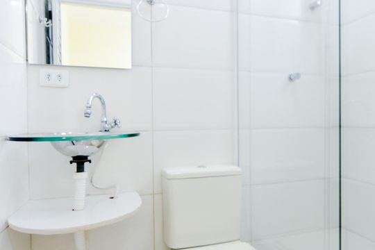 Banheiro de casa para alugar com 1 quarto, 8m² em Jardim Rosa de Franca, Guarulhos