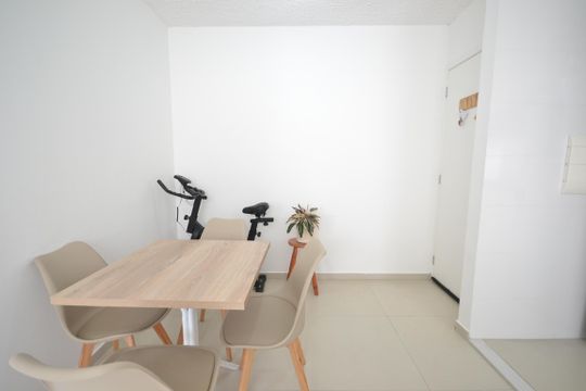Sala de apartamento para alugar com 2 quartos, 40m² em Jardim Gilda Maria, São Paulo