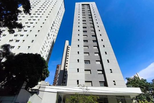 Fachada de apartamento para alugar com 2 quartos, 40m² em Aclimação, São Paulo
