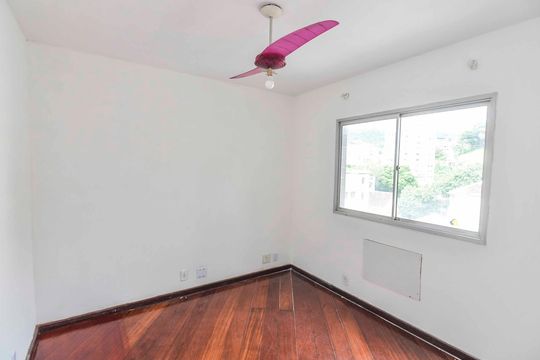 Quarto de apartamento para alugar com 2 quartos, 89m² em Tijuca, Rio de Janeiro