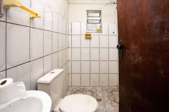 Banheiro Casa 3 de casa para alugar com 4 quartos, 100m² em Eldorado, Diadema