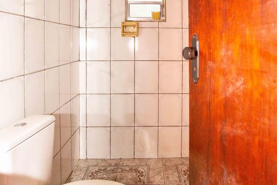 Banheiro Casa 3 de casa para alugar com 4 quartos, 100m² em Eldorado, Diadema