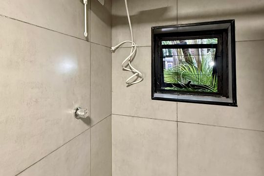 Banheiro de kitnet/studio para alugar com 1 quarto, 40m² em Ipiranga, São Paulo