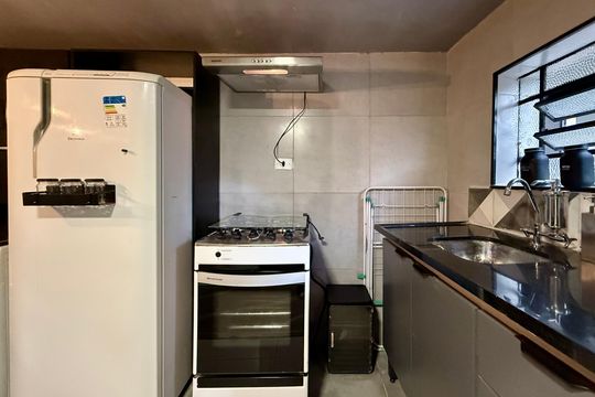 Cozinha de kitnet/studio para alugar com 1 quarto, 40m² em Ipiranga, São Paulo