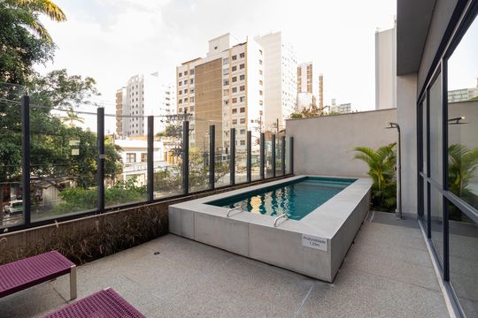 Piscina de kitnet/studio à venda com 1 quarto, 29m² em Perdizes, São Paulo