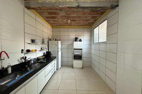Casa à venda com 3 quartos, 150m² em Jardim Alvorada, Belo Horizonte