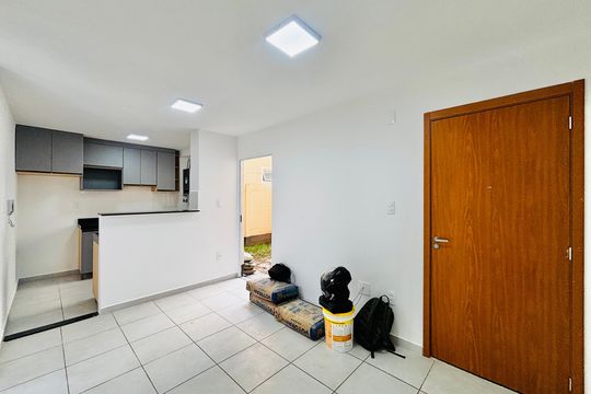 Sala  de apartamento para alugar com 2 quartos, 39m² em Chácara Estela, Barueri