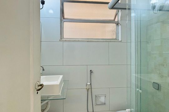 Apartamento para alugar com 3 quartos, 120m² em Copacabana, Rio de Janeiro