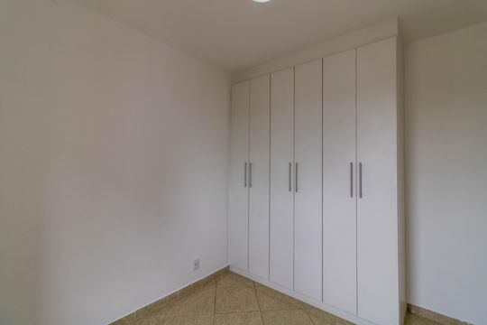 Quarto 1 de apartamento para alugar com 2 quartos, 49m² em Jardim Testae, Guarulhos