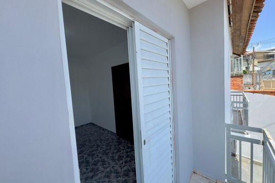 Sacada quarto 2 de casa para alugar com 2 quartos, 80m² em Vila Barros, Guarulhos