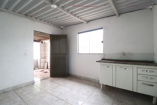 Cozinha de casa para alugar com 2 quartos, 90m² em Mansour, Uberlândia