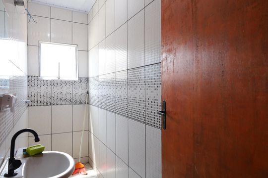 Banheiro de casa para alugar com 2 quartos, 50m² em Cidade Líder, São Paulo