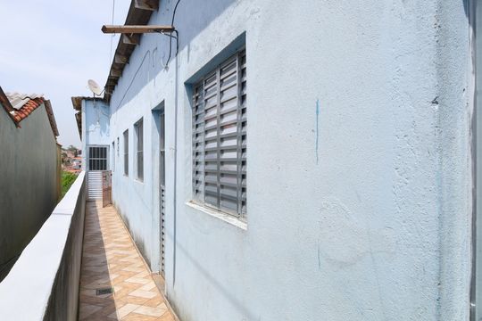 Corredor de casa para alugar com 2 quartos, 50m² em Cidade Líder, São Paulo