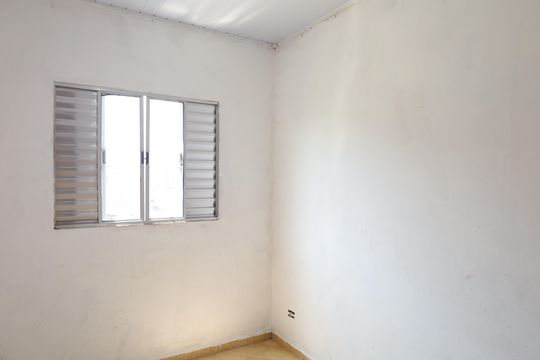 Quarto 1 de casa para alugar com 2 quartos, 50m² em Cidade Líder, São Paulo
