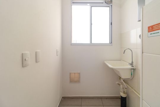 Área de Serviço de apartamento para alugar com 2 quartos, 38m² em Lapa, São Paulo