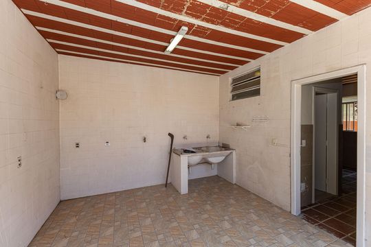 Área de Serviço de casa de condomínio para alugar com 3 quartos, 1200m² em Estância Serrana, Nova Lima