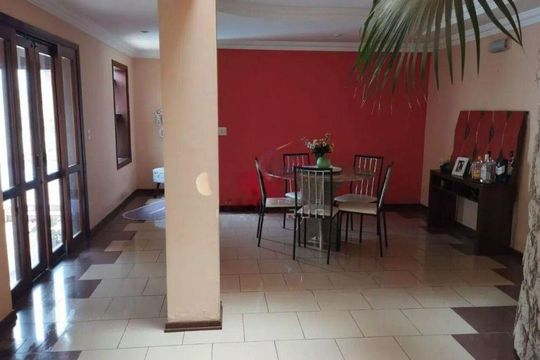 Casa à venda com 3 quartos, 300m² em Vila Miguel Vicente Cury, Campinas