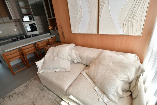 Sala de apartamento para alugar com 1 quarto, 45m² em Cambuí, Campinas
