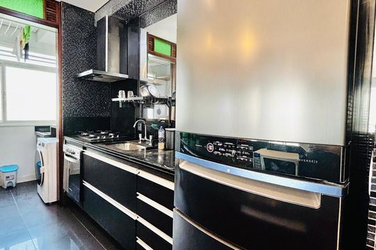 Cozinha de apartamento para alugar com 2 quartos, 105m² em Tamboré, Santana de Parnaíba