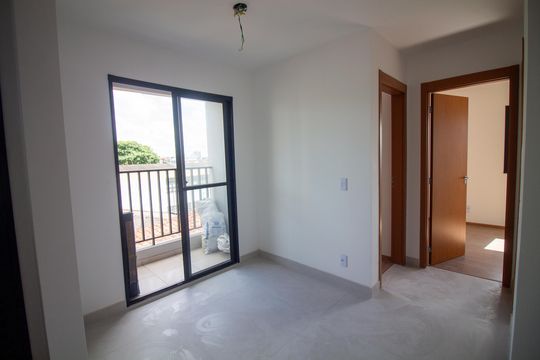 Apartamento à venda com 2 quartos, 36m² em Vila das Belezas, São Paulo