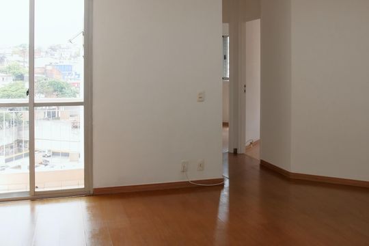 Apartamento para alugar com 2 quartos, 48m² em Vila Inglesa, São Paulo