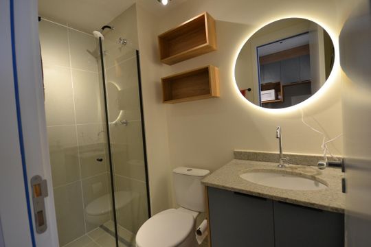 Banheiro de kitnet/studio à venda com 1 quarto, 36m² em Butantã, São Paulo