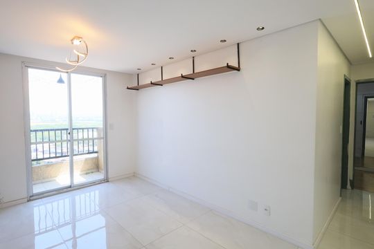 Apartamento à venda com 2 quartos, 55m² em Quitaúna, Osasco