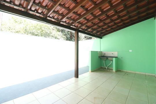 Área de Serviço de casa para alugar com 2 quartos, 130m² em Presidente Roosevelt, Uberlândia