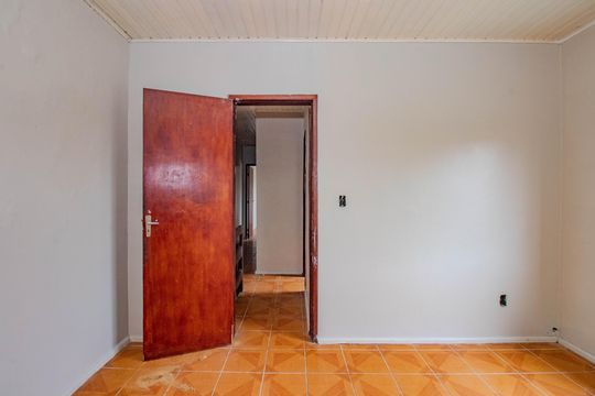 Quarto 1 de casa para alugar com 3 quartos, 90m² em Jardim Dona Leopoldina, Porto Alegre