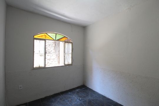 Quarto 2 de casa para alugar com 2 quartos, 30m² em Lagoinha Leblon, Belo Horizonte