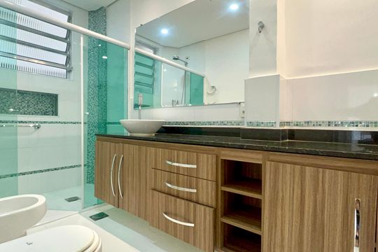 Banheiro de apartamento para alugar com 2 quartos, 90m² em Jardim Paulista, São Paulo