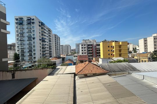 Vista do Quarto 2 de apartamento para alugar com 3 quartos, 72m² em Todos Os Santos, Rio de Janeiro