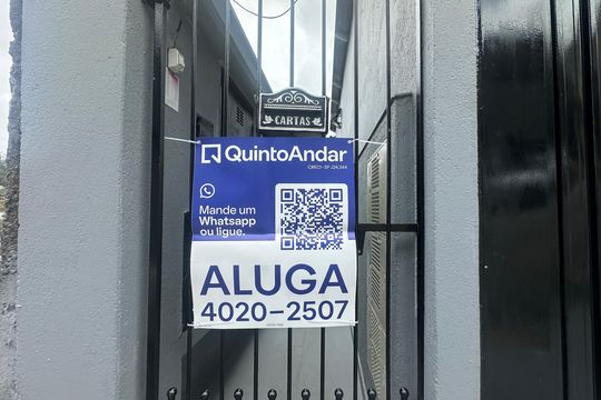 Fachada de casa para alugar com 1 quarto, 25m² em Vila Pouso Alegre, Barueri
