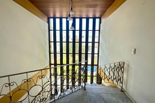 Hall de entrada de casa para alugar com 4 quartos, 300m² em Trindade, Florianópolis