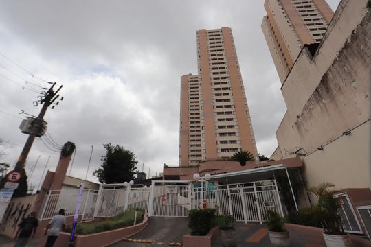 Fachada de apartamento à venda com 2 quartos, 50m² em Vila Ema, São Paulo