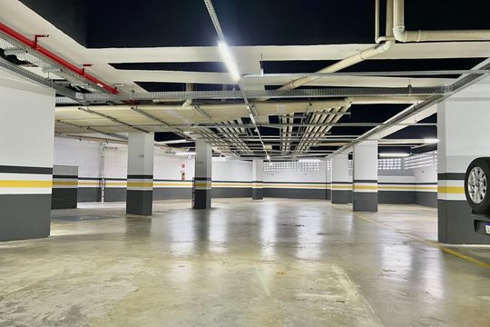 Área comum - Garagem de apartamento para alugar com 2 quartos, 54m² em São Mateus, Juiz de Fora