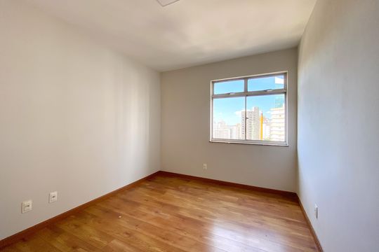 Suite 1 de apartamento à venda com 3 quartos, 110m² em Funcionários, Belo Horizonte