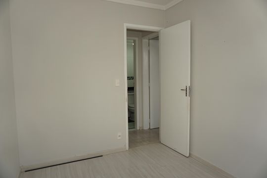 Apartamento para alugar com 2 quartos, 52m² em Jardim Dom José, Embu das Artes