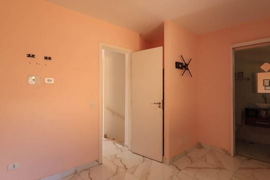 Suíte de apartamento para alugar com 3 quartos, 128m² em Jardim Oliveiras, Taboão da Serra