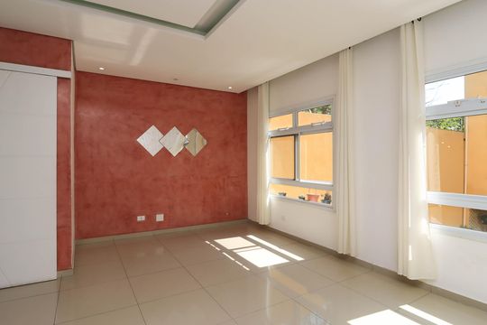 Apartamento para alugar com 3 quartos, 128m² em Jardim Oliveiras, Taboão da Serra