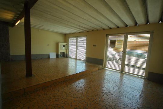 Garagem  de casa à venda com 2 quartos, 144m² em Bairro dos Casa, São Bernardo do Campo