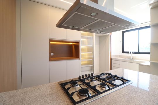 Cozinha de apartamento para alugar com 3 quartos, 109m² em Santa Mônica, Uberlândia