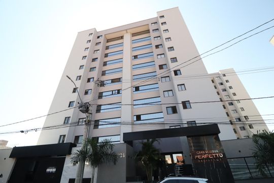 Fachada de apartamento para alugar com 3 quartos, 109m² em Santa Mônica, Uberlândia