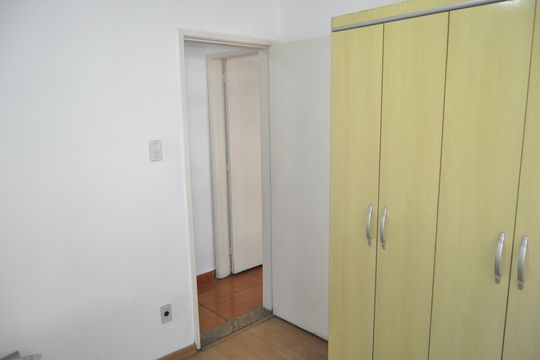 Apartamento à venda com 3 quartos, 55m² em Del Castilho, Rio de Janeiro