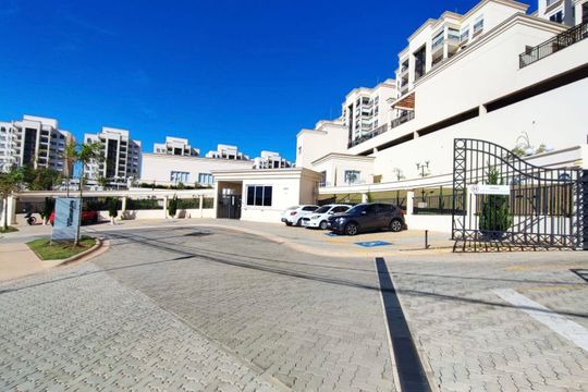 Fachada do Condomínio de apartamento à venda com 2 quartos, 91m² em Swiss Park, Campinas