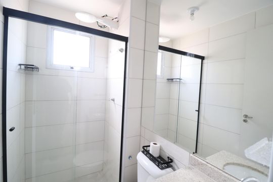 Banheiro Social de apartamento para alugar com 2 quartos, 50m² em Laranjeiras, Uberlândia
