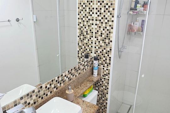 Banheiro de apartamento para alugar com 2 quartos, 47m² em Vila Andrade, São Paulo